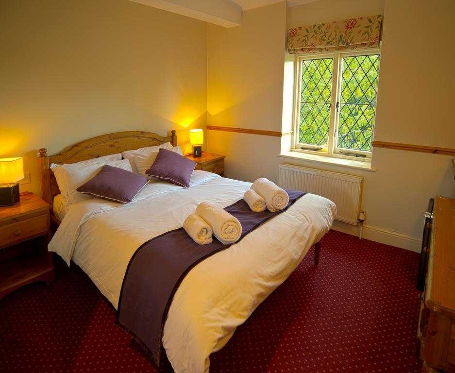 Rose Of York Hotel Richmond  Room photo
